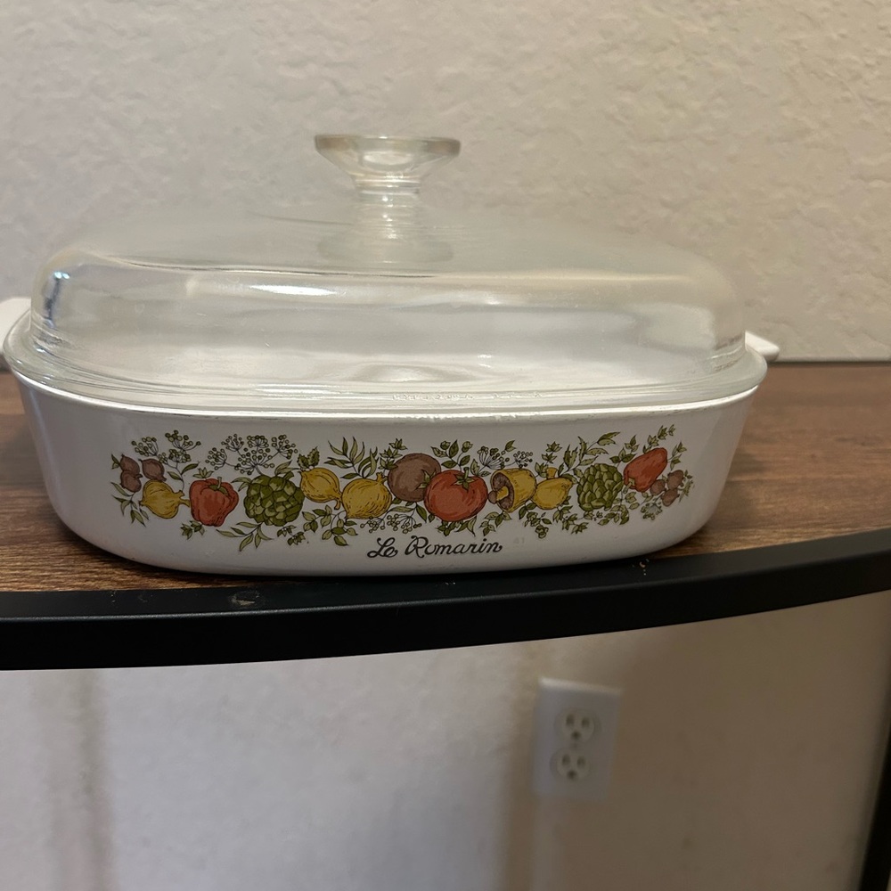 Floral Design Casserole Dish with Lid
